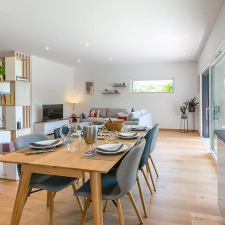 Holiday home Maison Booa